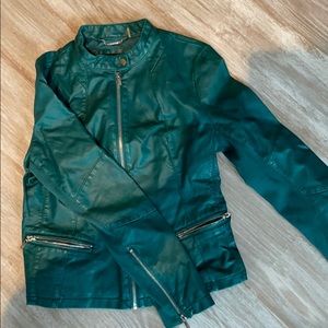 Women’s leather jacket